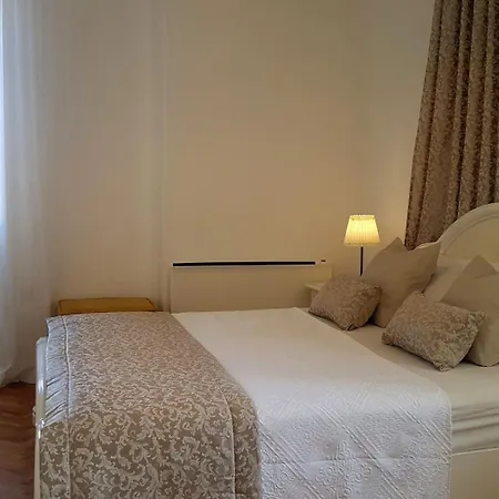 شقة By The Sea Lovran, Opatija - 14180 لوفغان
