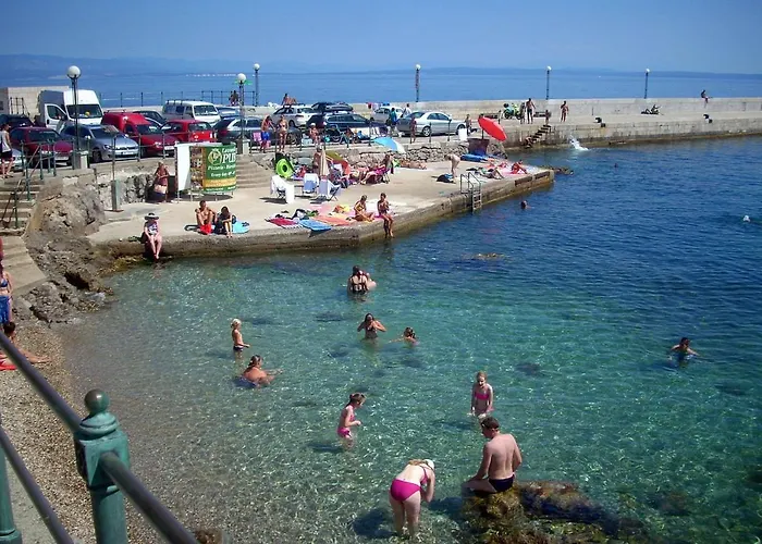By The Sea Lovran, Opatija - 14180 Апартаменты *